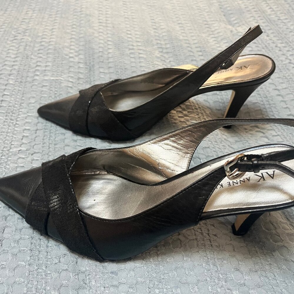 Anne Klein Classic Black Slingback Pumps, Size 7 1/2 M - Picture 5 of 7
